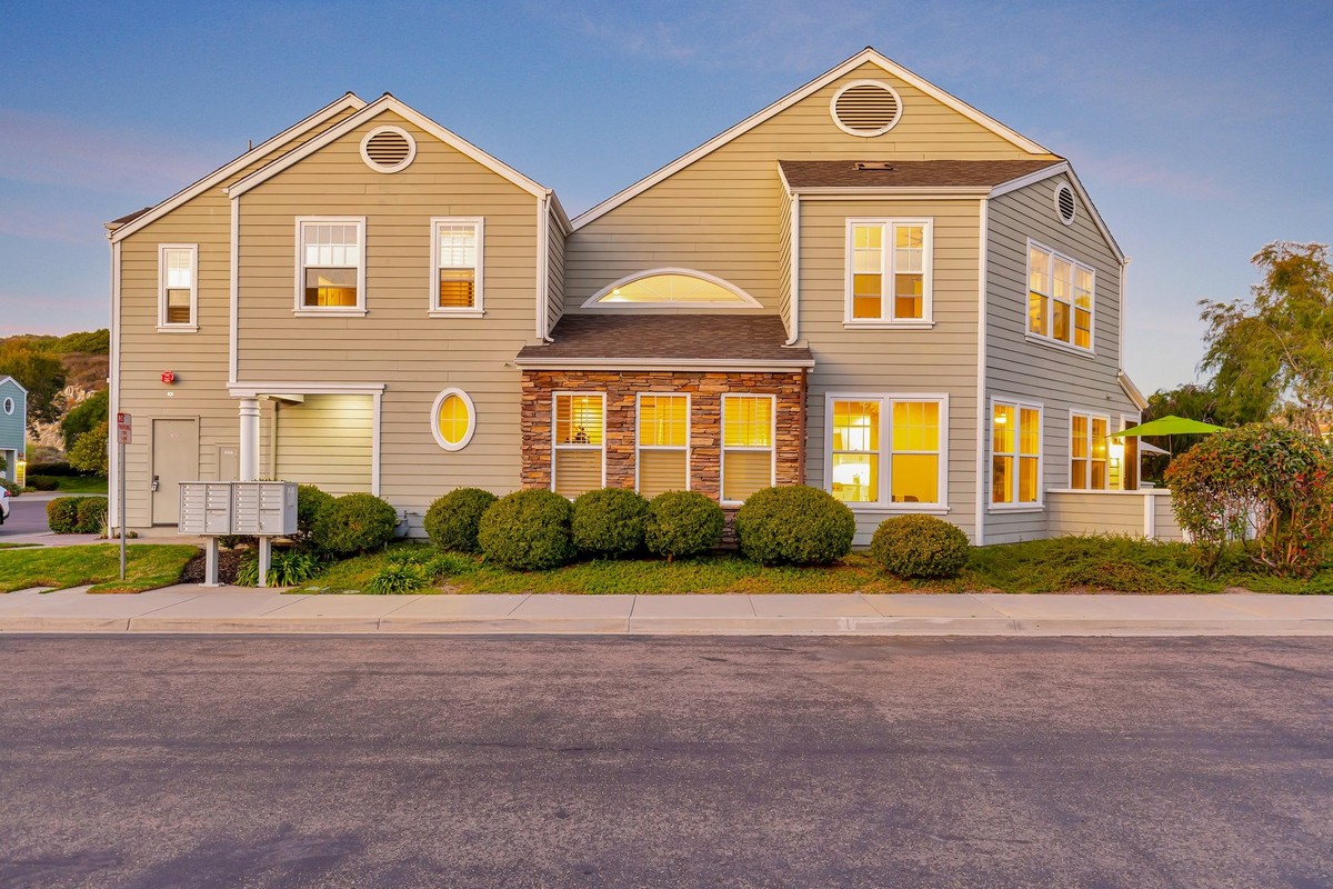 4777 Beachwood Court