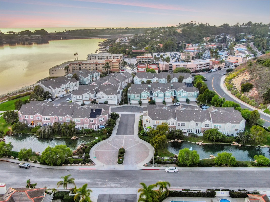 4777 Beachwood Court