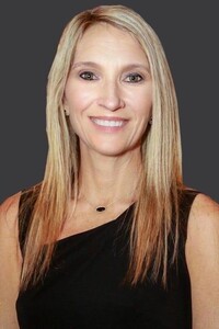 LISA BONO