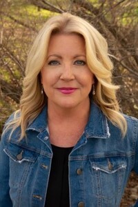 KRISTIE BAKER